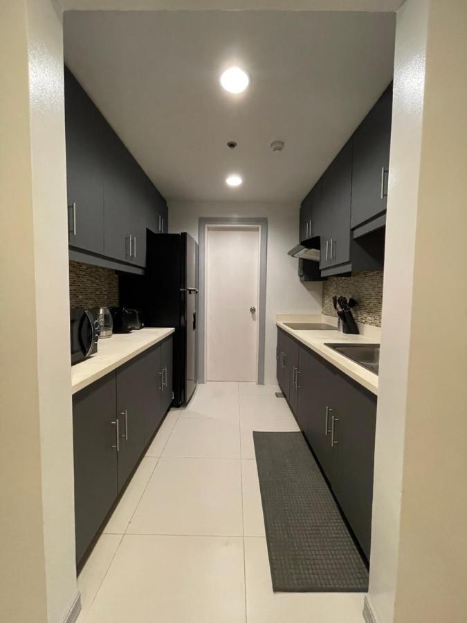 City Center- Balcony Suite Себу Экстерьер фото