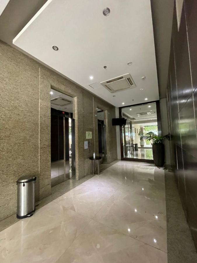 City Center- Balcony Suite Себу Экстерьер фото