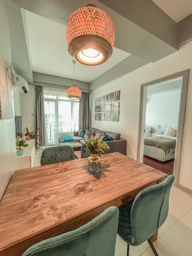 City Center- Balcony Suite Себу Экстерьер фото